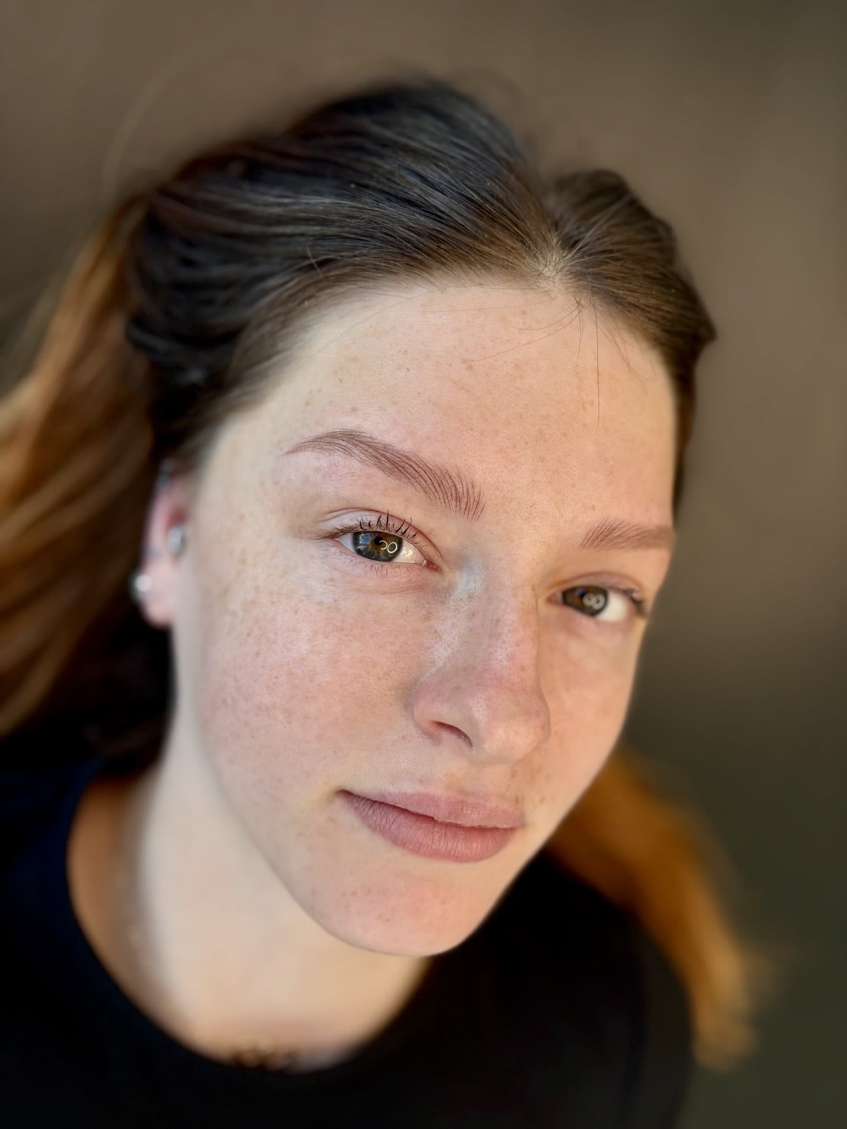 Résultat Nano Brows naturel sur une cliente rousse